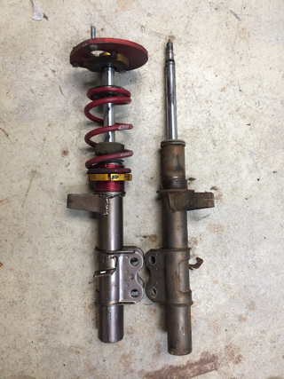 Illustration for article titled How to: Using SW20 MR2 Front Struts on an AW11